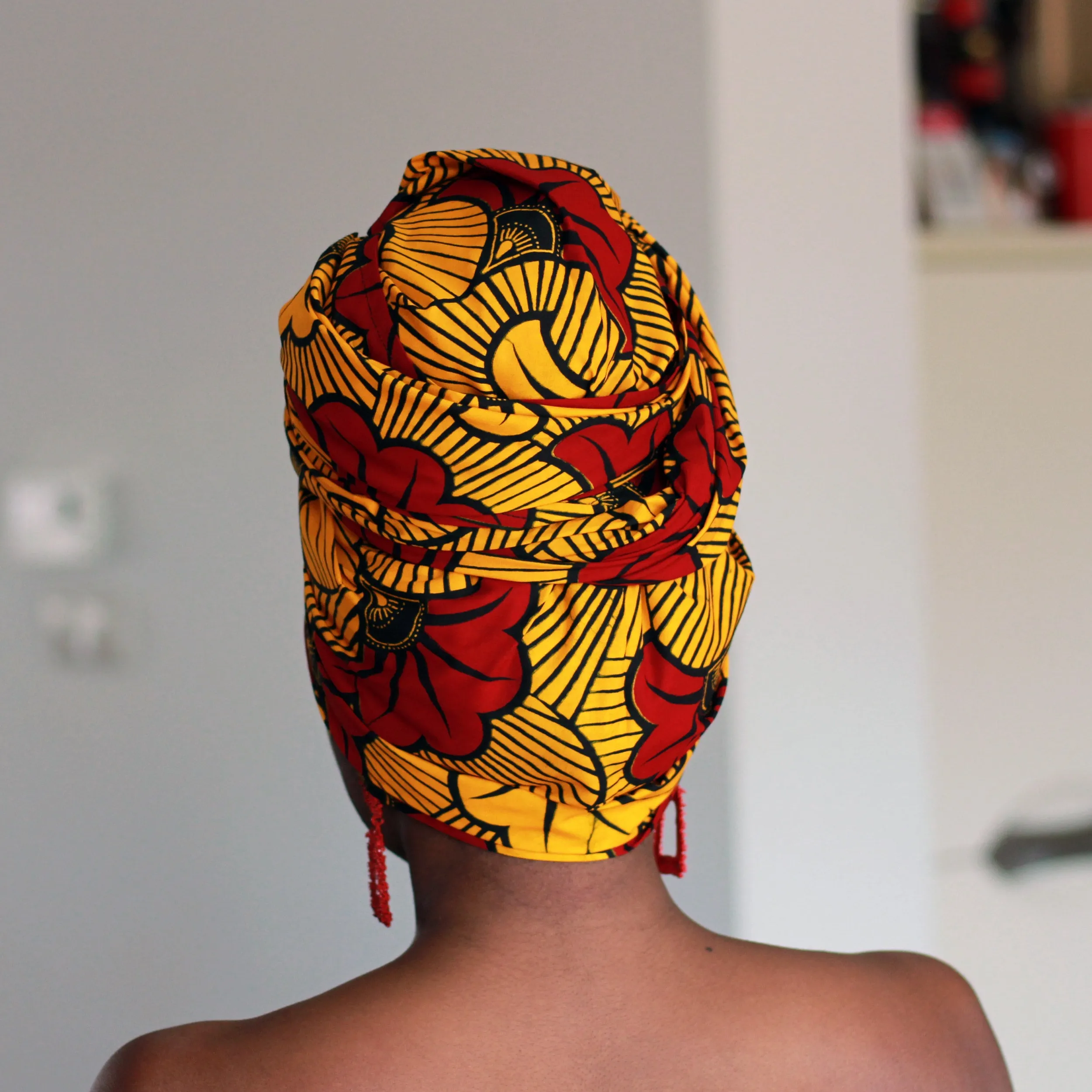 African headwrap - Gold / Red wedding flowers (Vlisco)