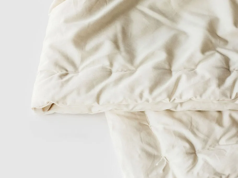 All-Natural Dual-Weight Comforter