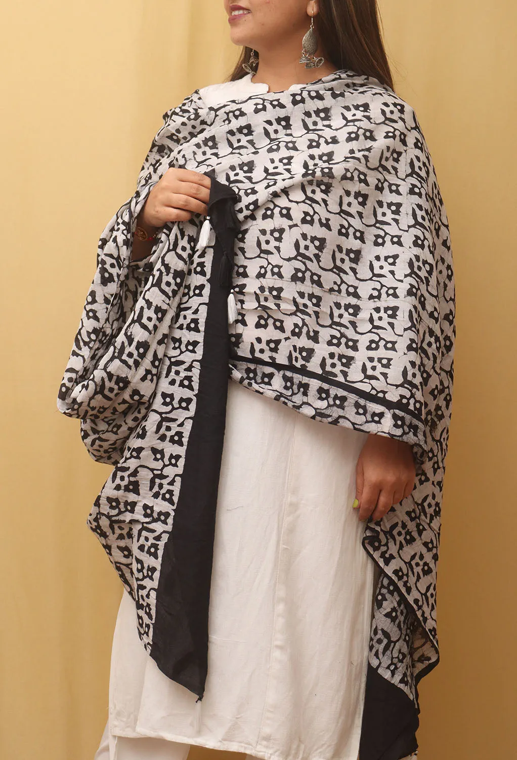 Black And White Batik Printed Cotton Dupatta