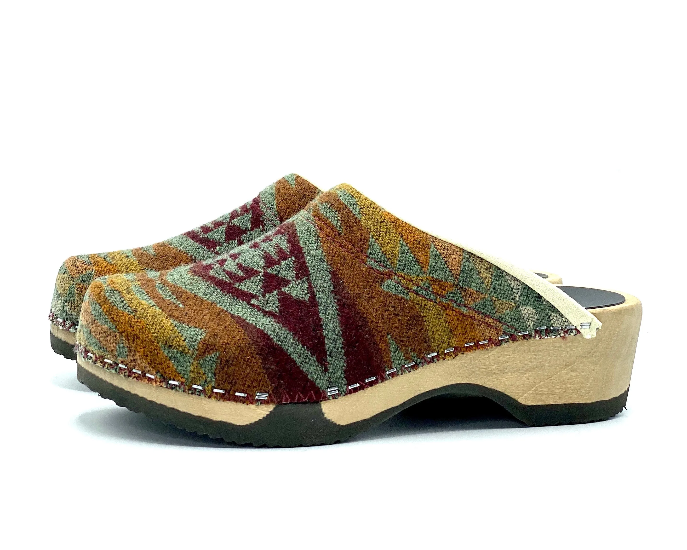 Embla Clogs | Diamond River Sage pure Virgin Wool