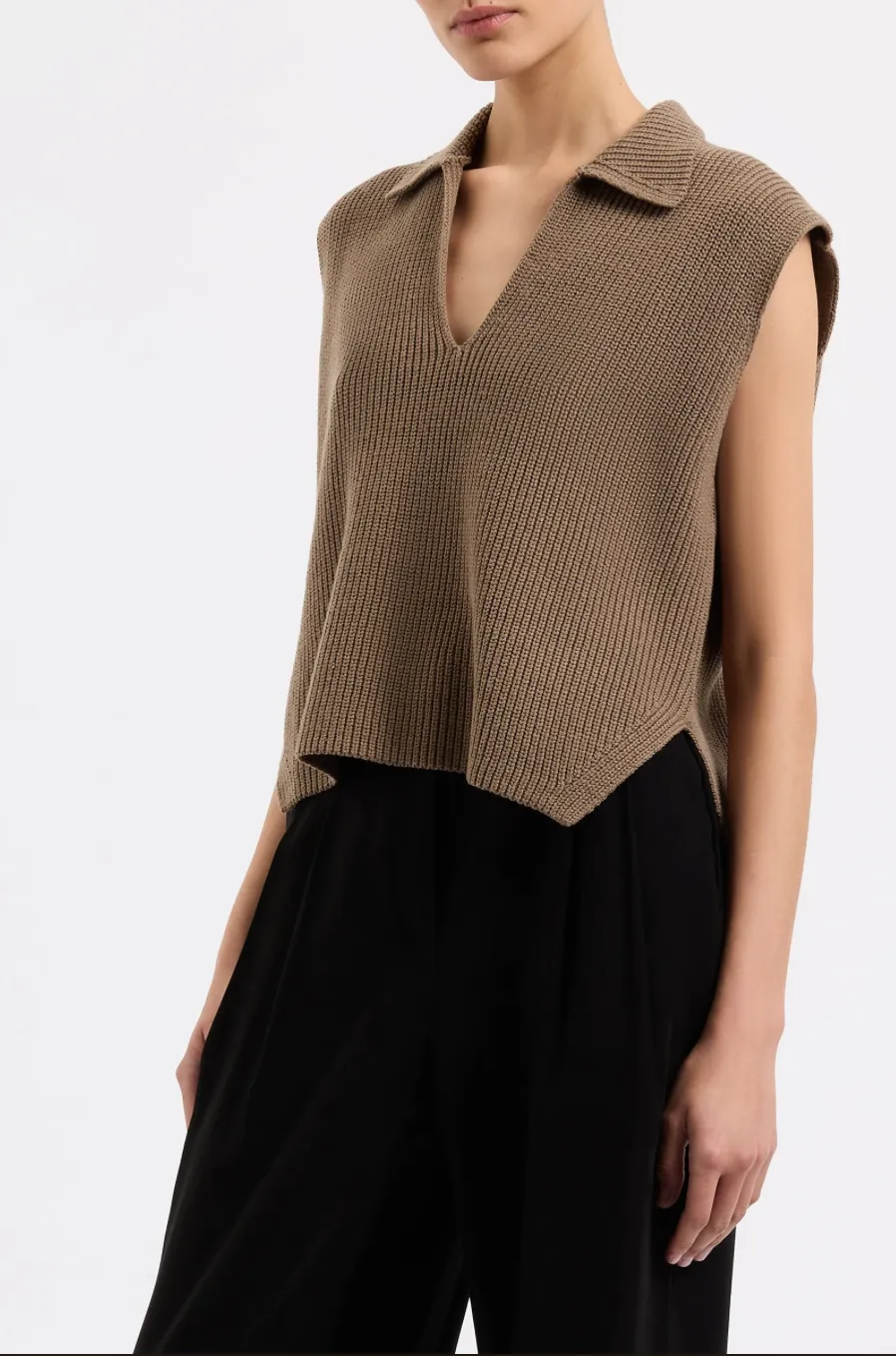 Enes Knit Vest Chestnut