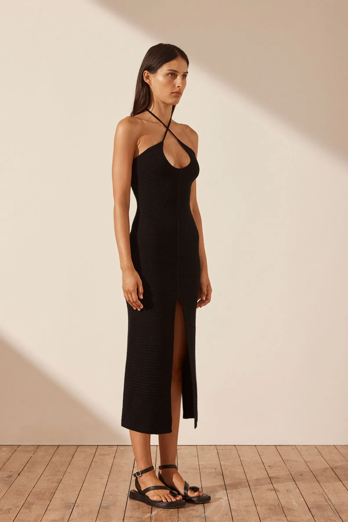 EVE KEYHOLE MIDI DRESS - BLACK