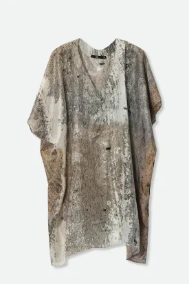 FREYA SILK KAFTAN IN PRINTED ITALIAN SILK VOILE CEMENT