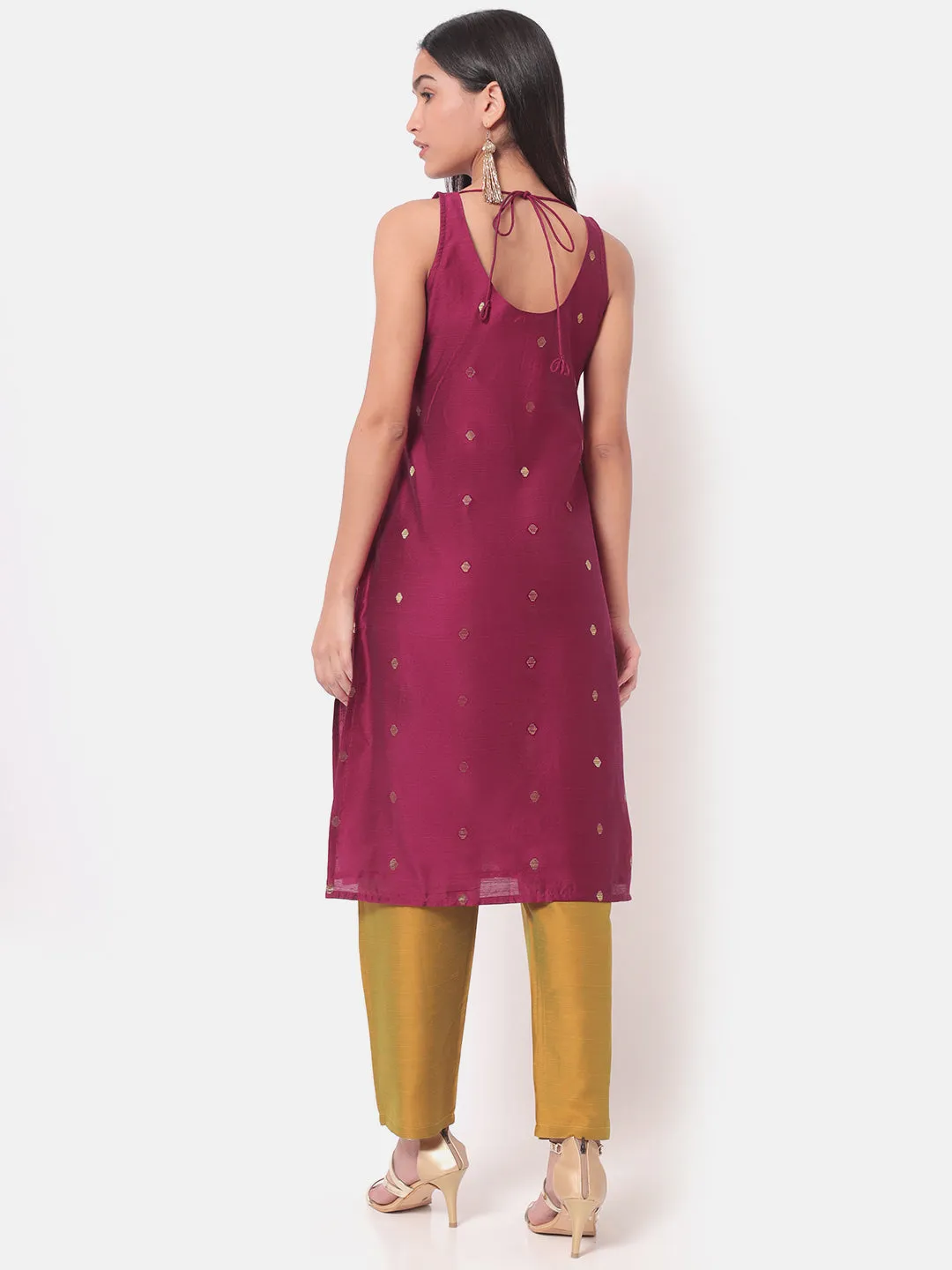 Nohreen Wine Tasseled Kurta